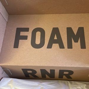 YZY FOAM RNR